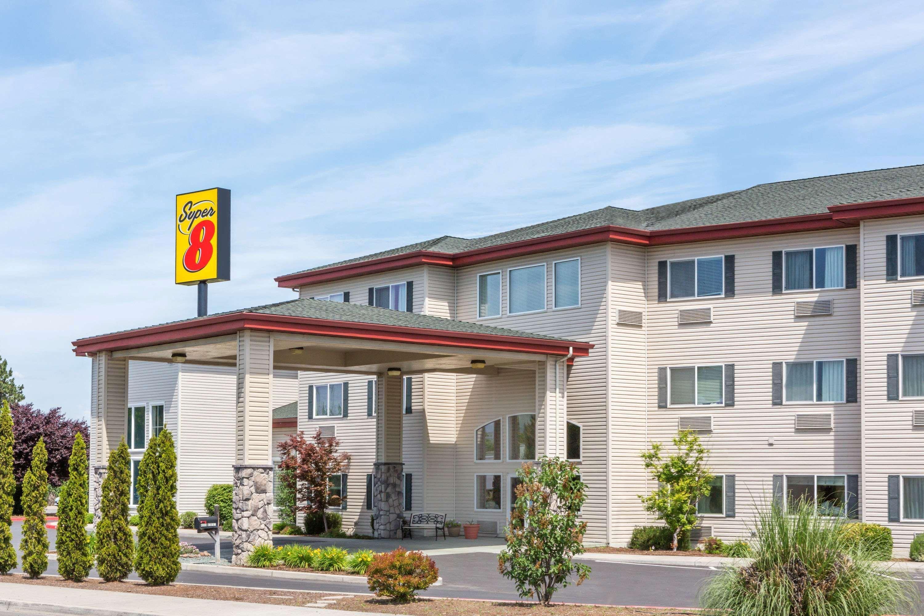 Super 8 By Wyndham Central Pt Medford Central Point Exterior photo